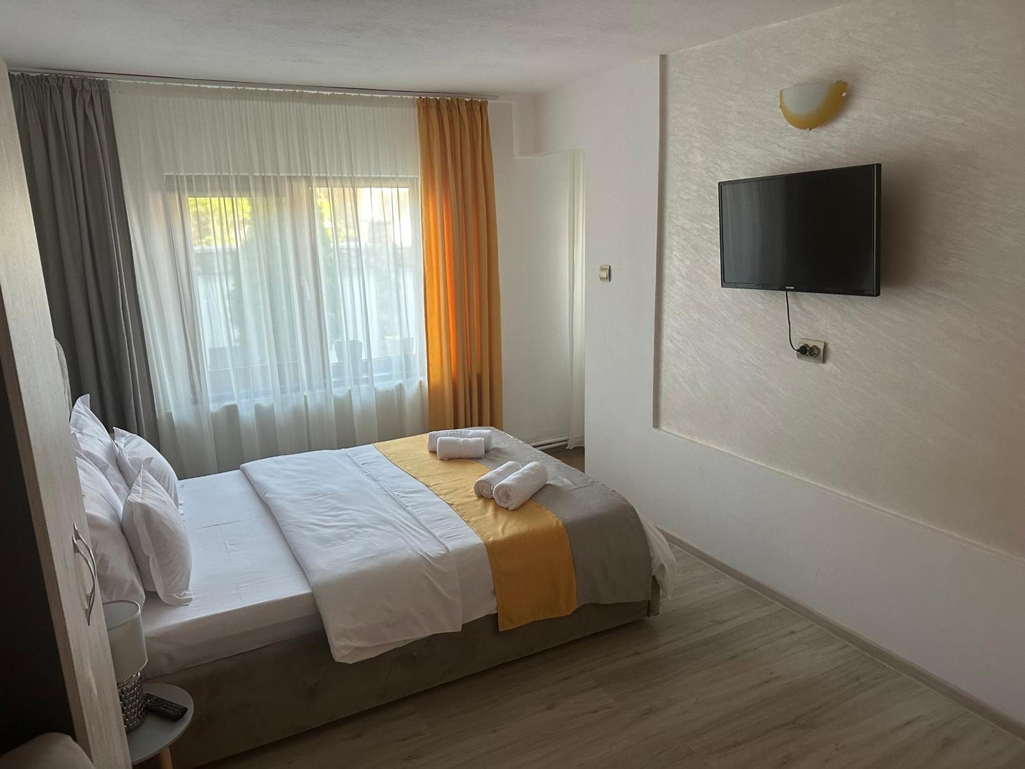 Vila Davison Târgu Jiu Zewnętrze zdjęcie